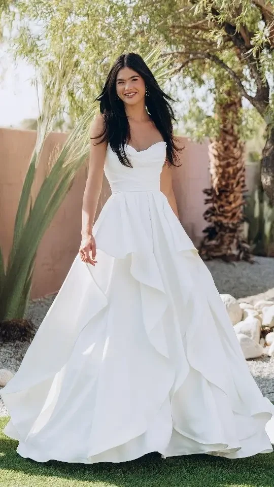 Wonderland Bridal Annual Spring Sample Sale