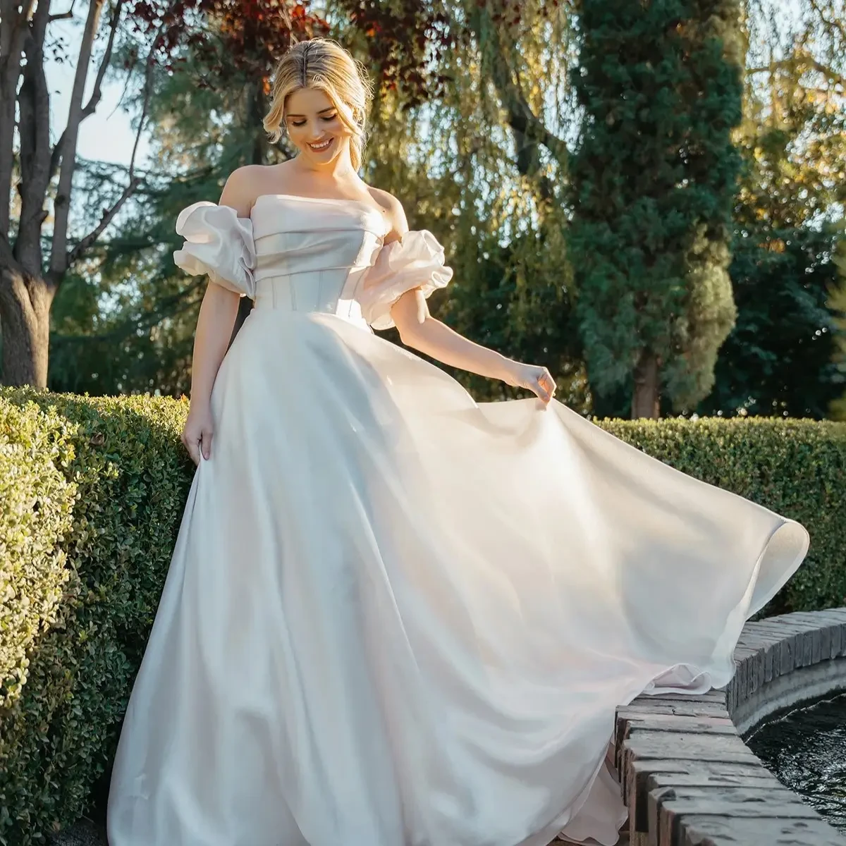 Wonderland Bridal Annual Spring Sample Sale