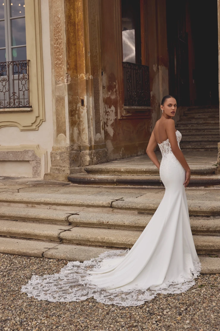 Justin Alexander Bridal in Store | Wonderland Bridal - Hope