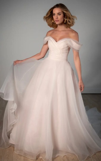 Stella York 8058 #1 thumbnail