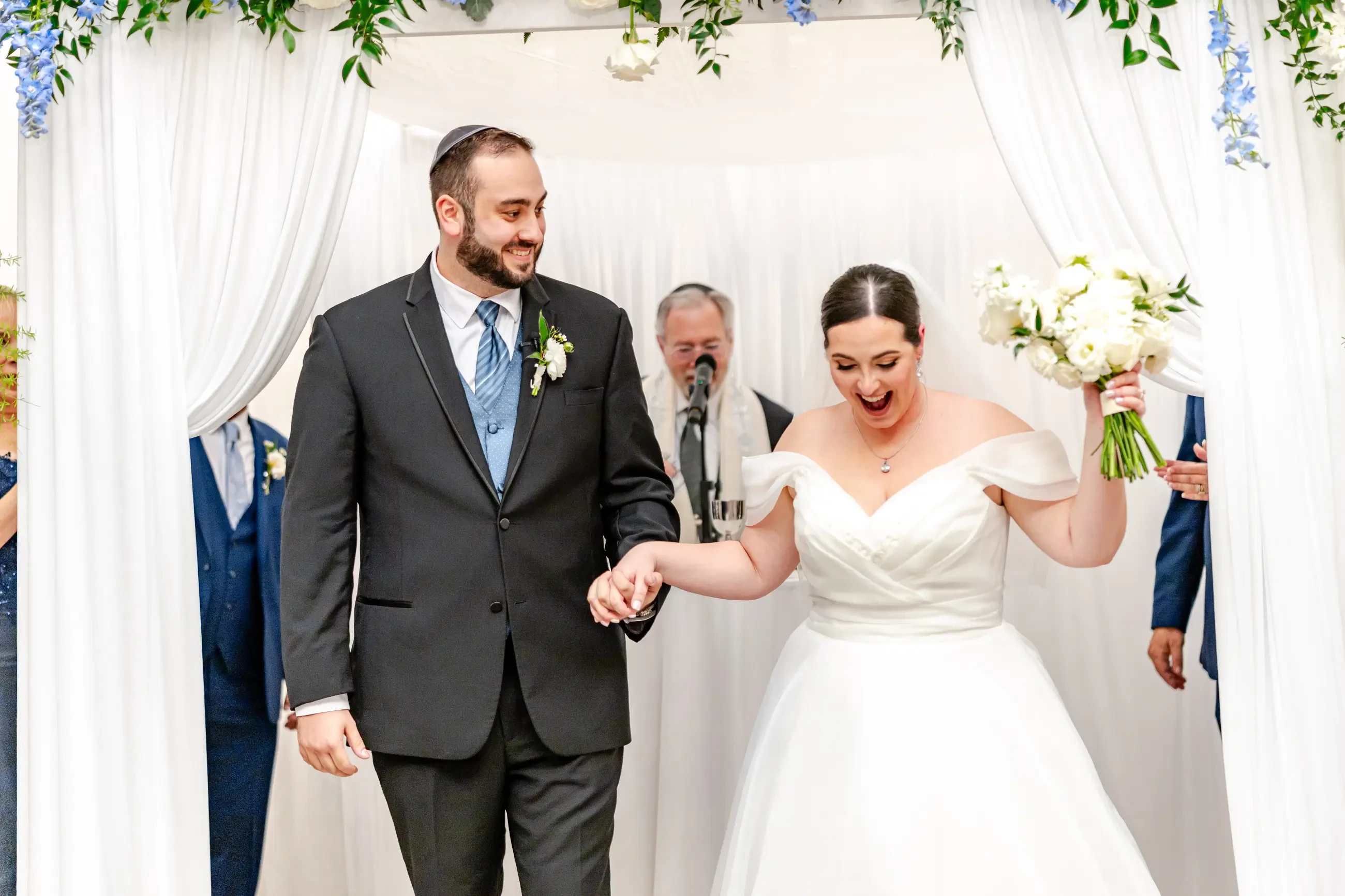 Stephanie & Matthew. Desktop Image